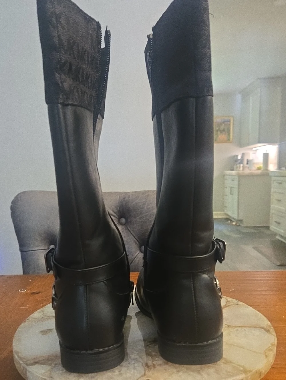 Euc Michael Kors Black Leather MK Signature Cuff Girls Riding Boots Size 3